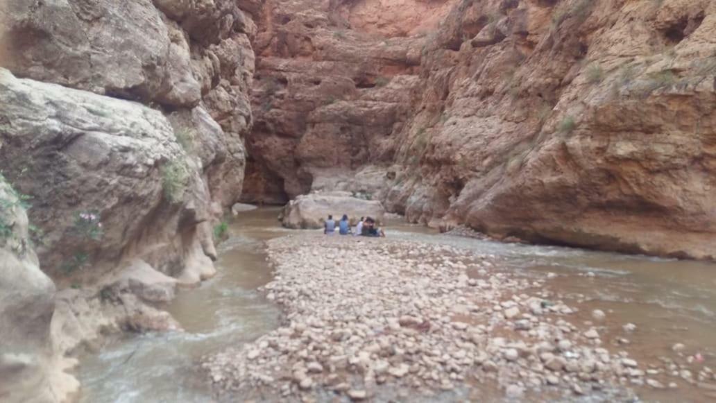 Canyon Dades Hotel Ait Ougliff Bagian luar foto